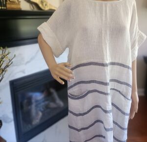 LINOMANIA ESTILO EMPORIO White and Gray Striped Top